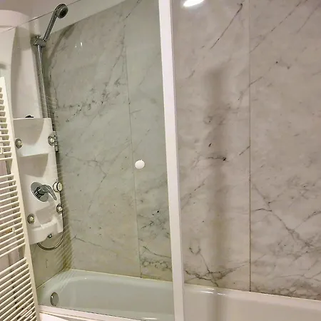 Piso 21 Vistas 360º Parking Gratis * バリャドリド